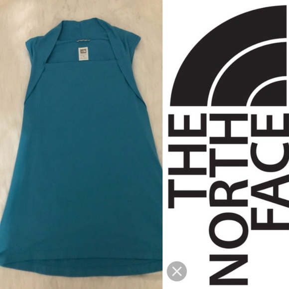 The North Face Tops - The North Face Vapor wick top